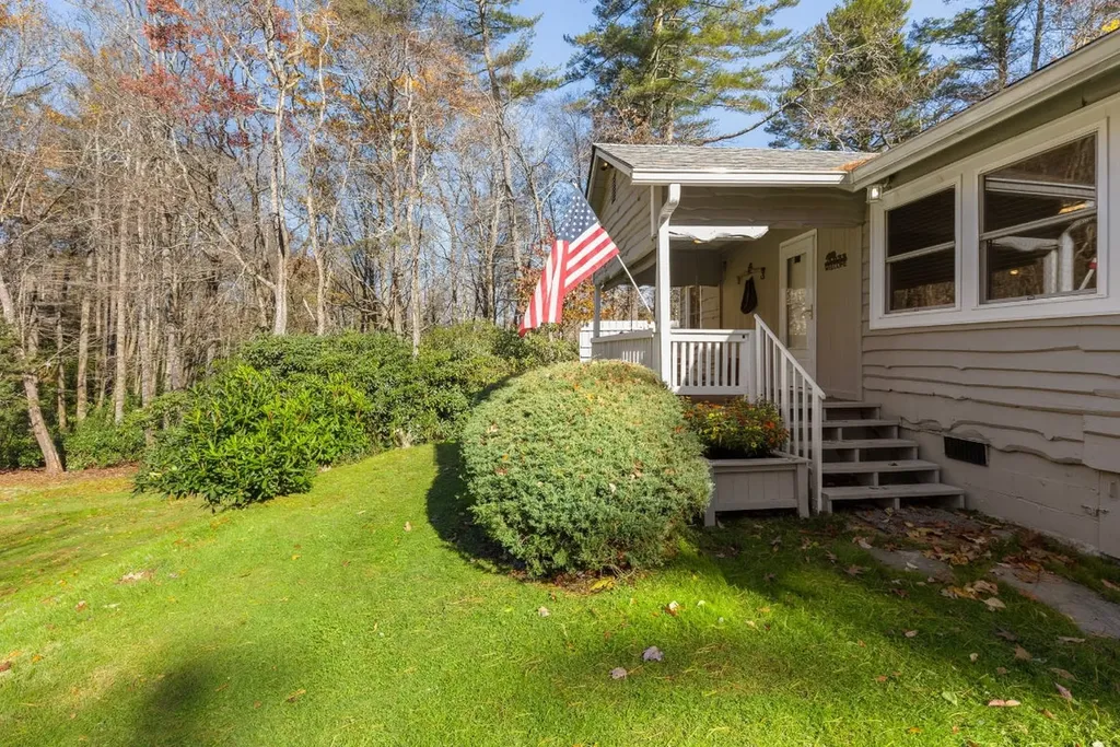 181 Cherokee Drive Highlands NC 28741