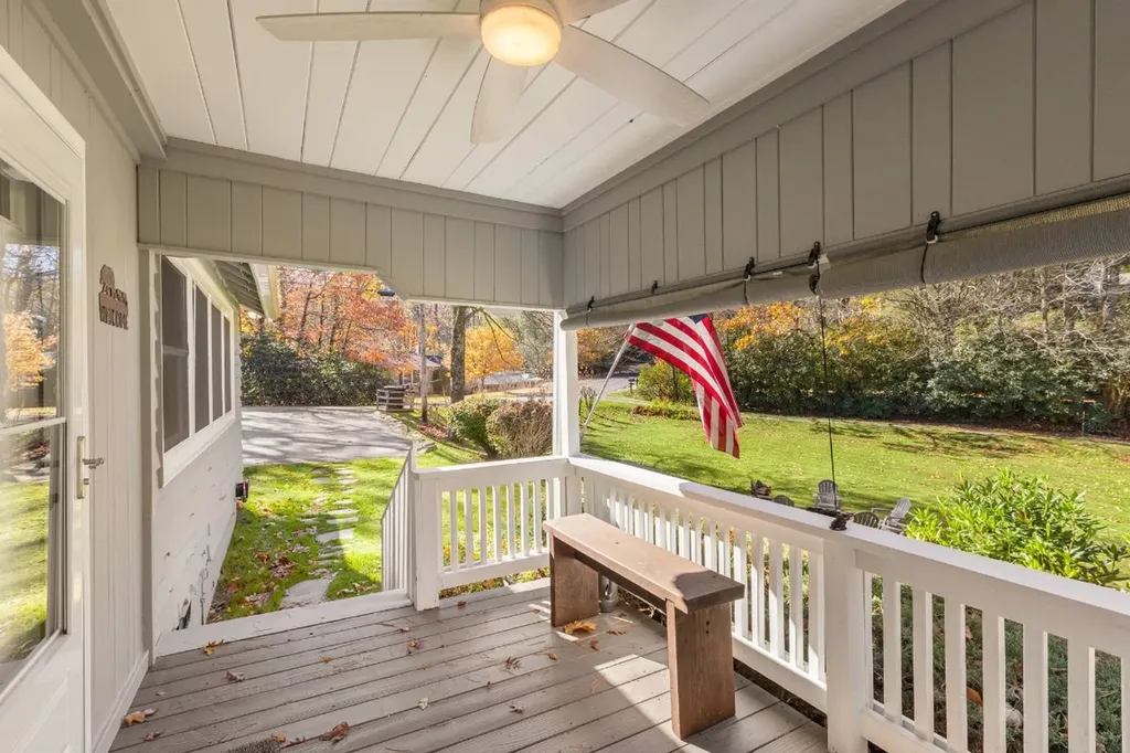 181 Cherokee Drive Highlands NC 28741