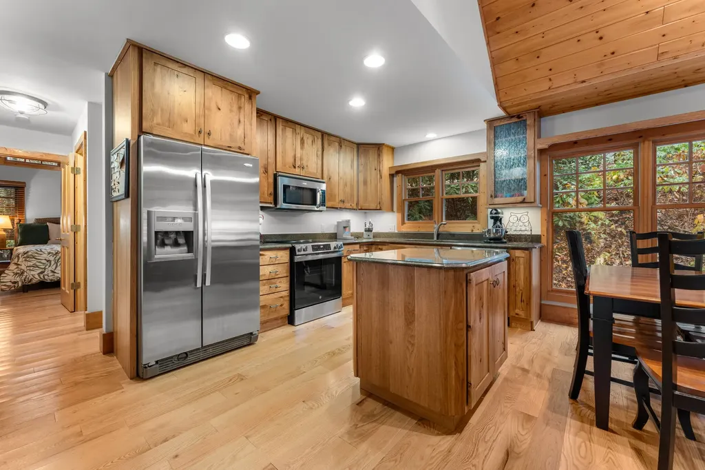 91 Winsome Way Cashiers NC 28717