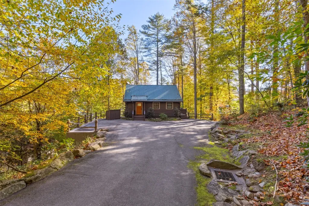256 S Woods Mountain Trail Cullowhee NC 28723