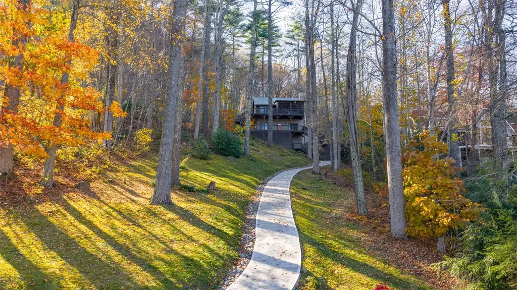256 S Woods Mountain Trail Cullowhee NC 28723