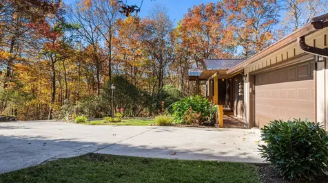 151 Rein Deer Trail Cashiers NC 28717