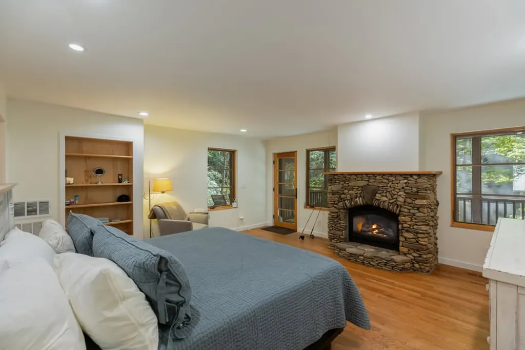 187 Big Buck Road Highlands NC 28741