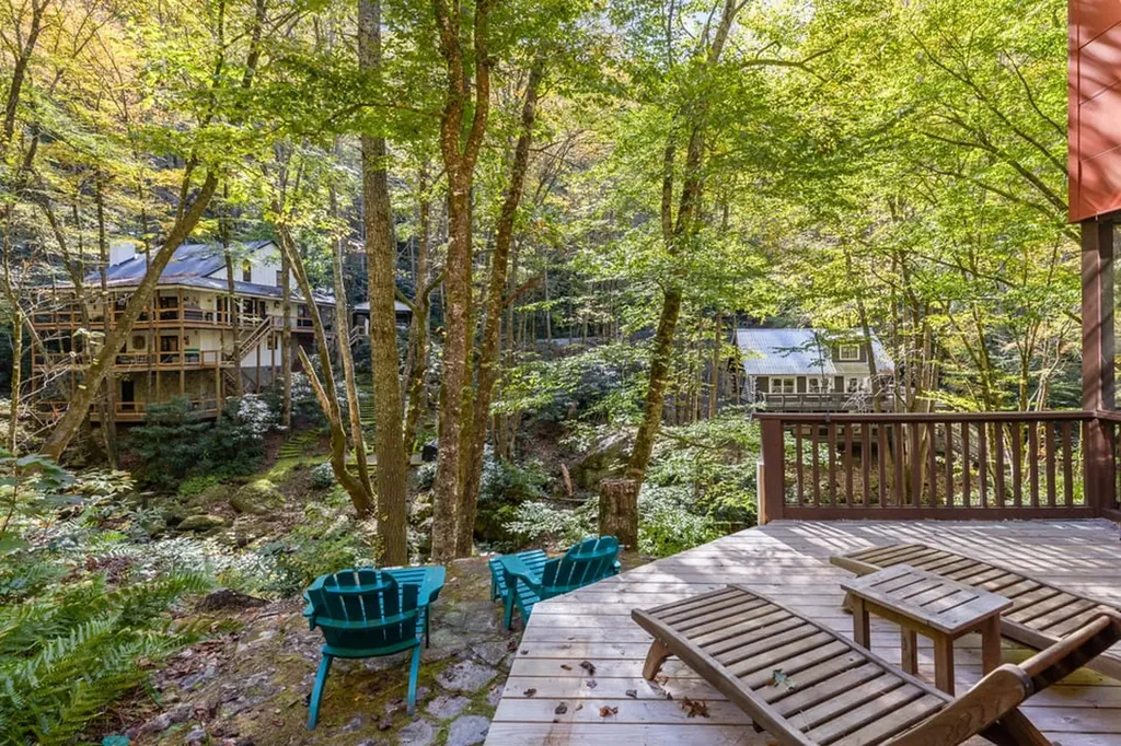 187 Big Buck Road Highlands NC 28741