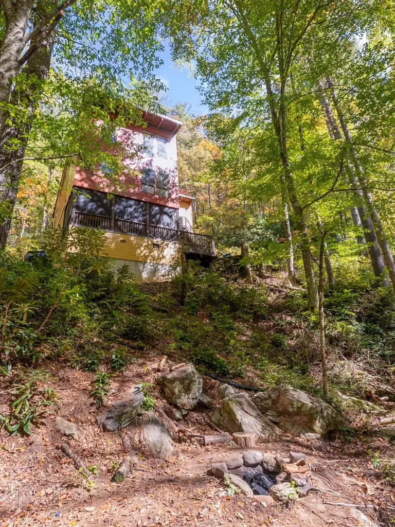 187 Big Buck Road Highlands NC 28741