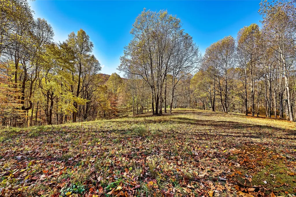 2626 Dendy Orchard Road Highlands NC 28741