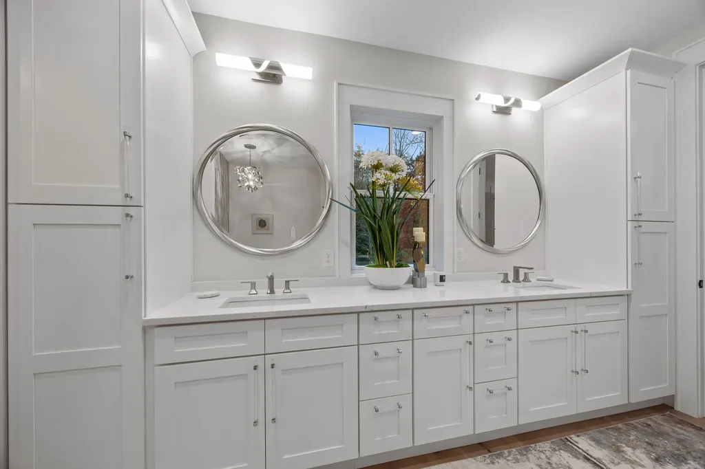 95 Cardinal Trace Lake Toxaway NC 28747