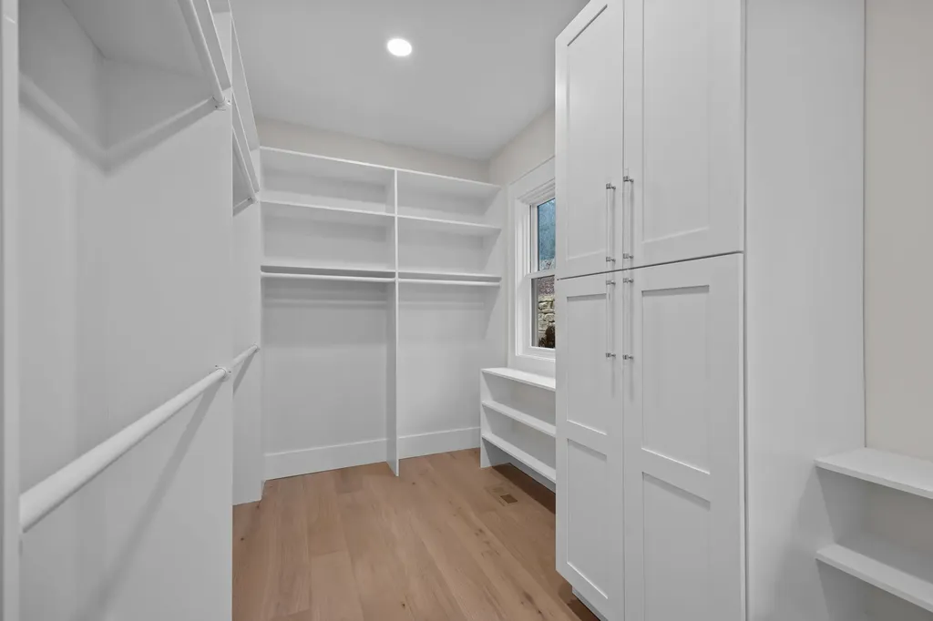 95 Cardinal Trace Lake Toxaway NC 28747