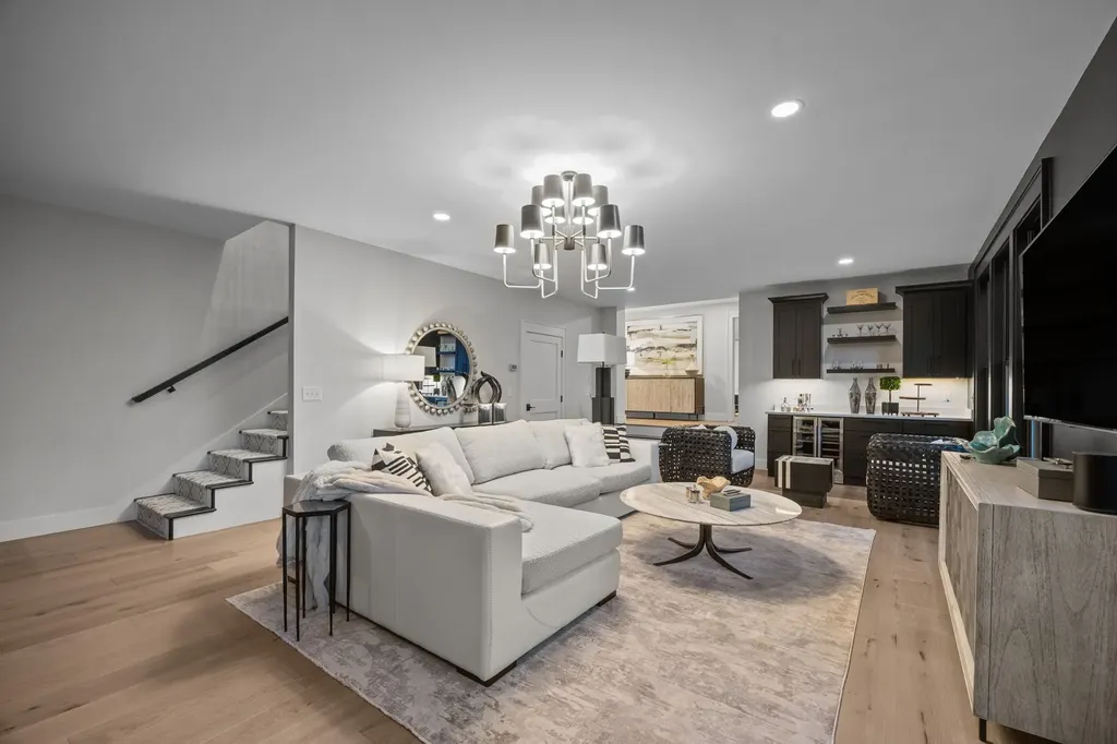 95 Cardinal Trace Lake Toxaway NC 28747