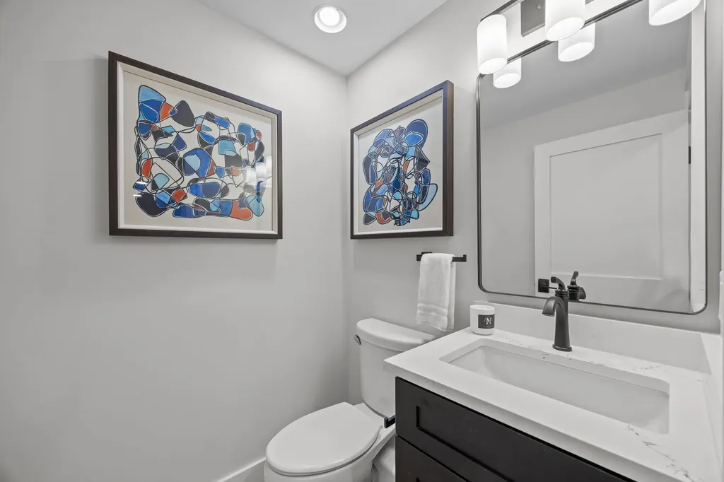 95 Cardinal Trace Lake Toxaway NC 28747