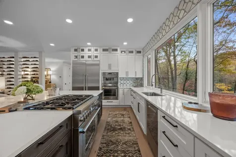 95 Cardinal Trace Lake Toxaway NC 28747