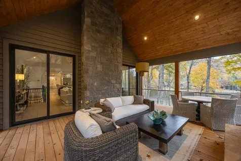 95 Cardinal Trace Lake Toxaway NC 28747