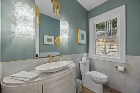 95 Cardinal Trace Lake Toxaway NC 28747