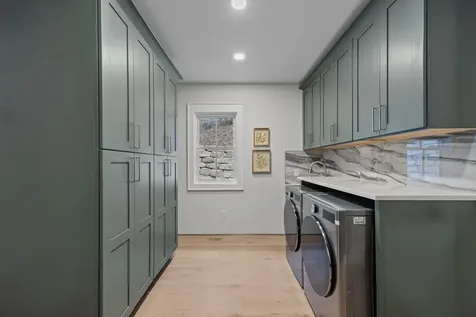 95 Cardinal Trace Lake Toxaway NC 28747