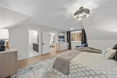 95 Cardinal Trace Lake Toxaway NC 28747