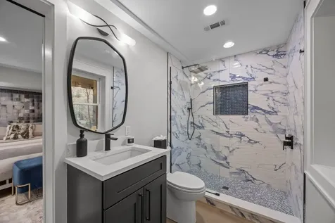 95 Cardinal Trace Lake Toxaway NC 28747