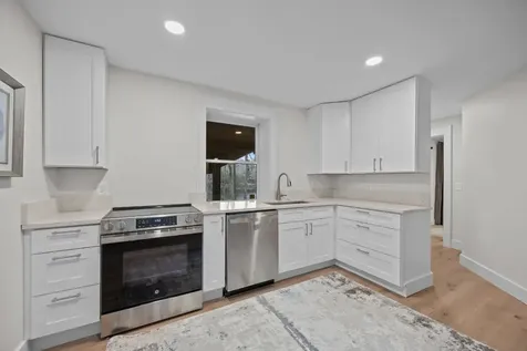 95 Cardinal Trace Lake Toxaway NC 28747