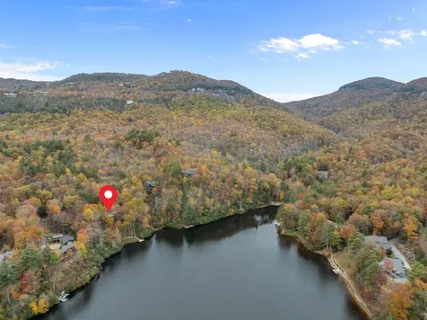 95 Cardinal Trace Lake Toxaway NC 28747