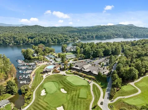 95 Cardinal Trace Lake Toxaway NC 28747