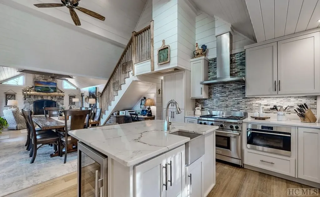 204 Pinecrest Road Highlands NC 28741