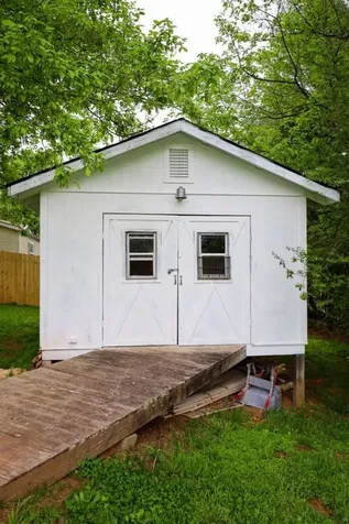 94 Breezy Knob Road Franklin NC 28734