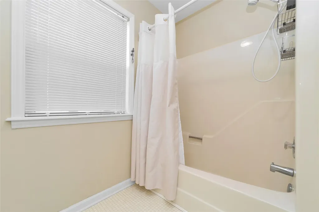 110 Lakeview Court Brevard NC 28712