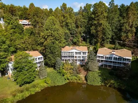 110 Lakeview Court Brevard NC 28712