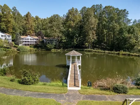 110 Lakeview Court Brevard NC 28712