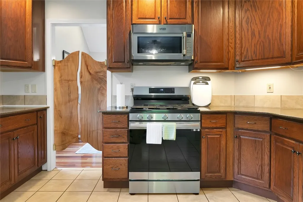 35 Oak Street Brevard NC 28712