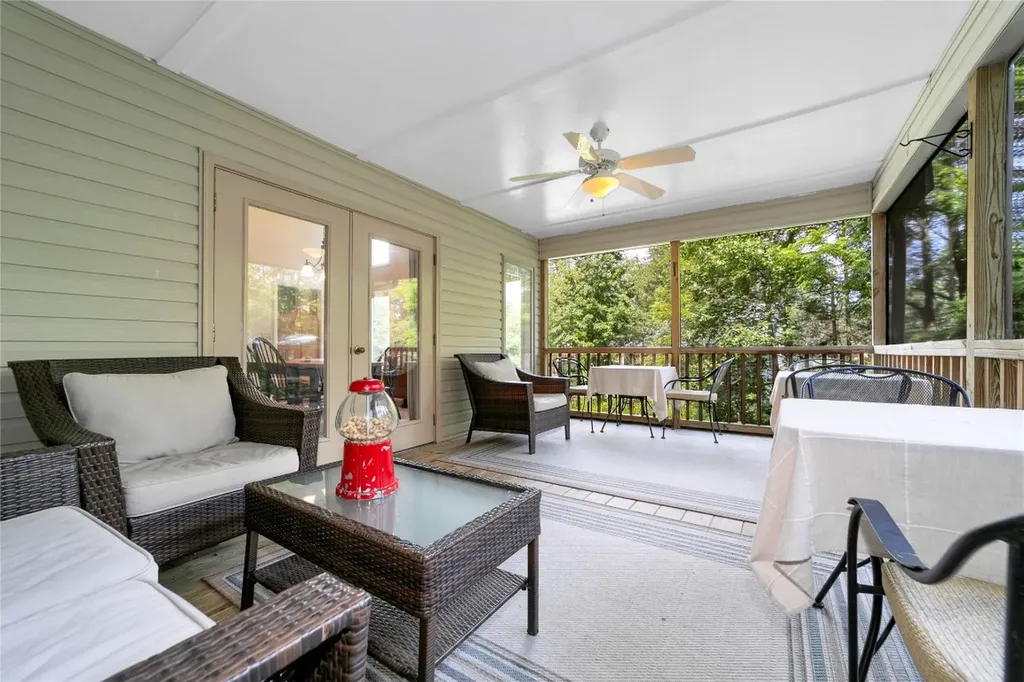 35 Oak Street Brevard NC 28712