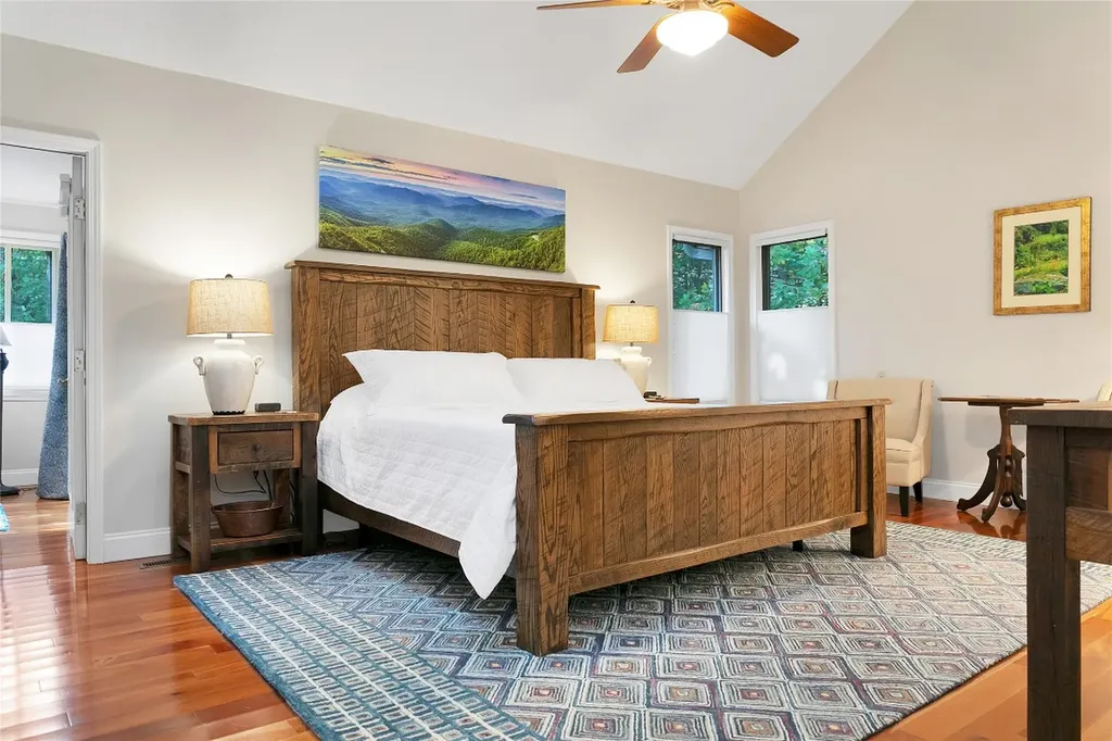 35 Oak Street Brevard NC 28712