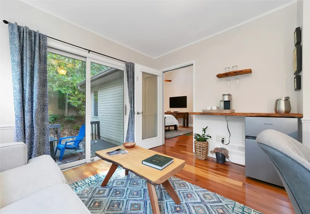 35 Oak Street Brevard NC 28712