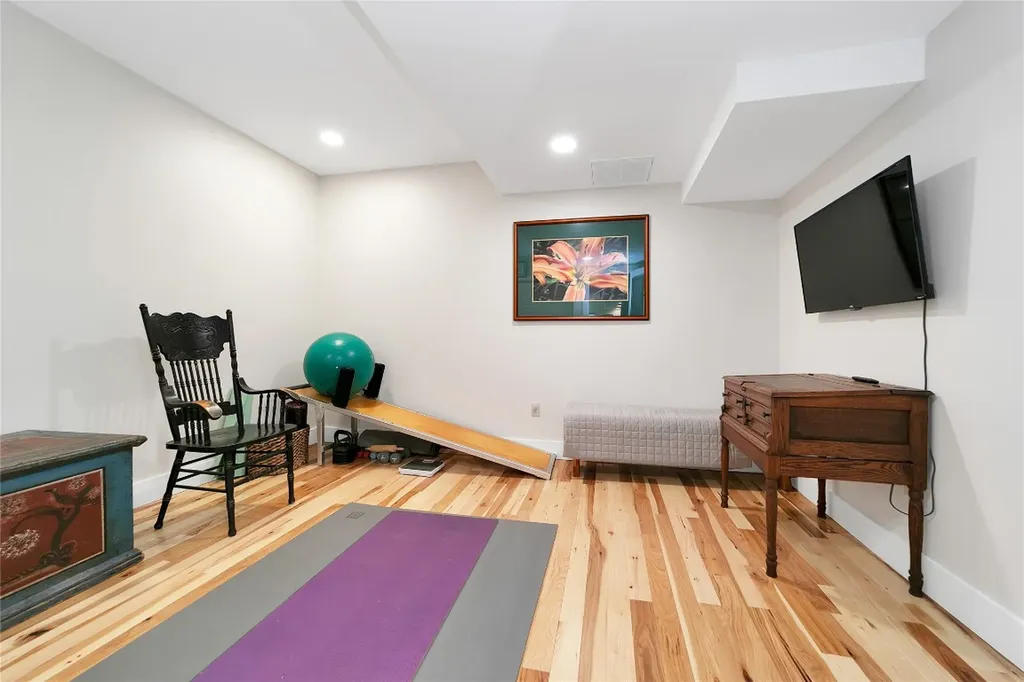 35 Oak Street Brevard NC 28712