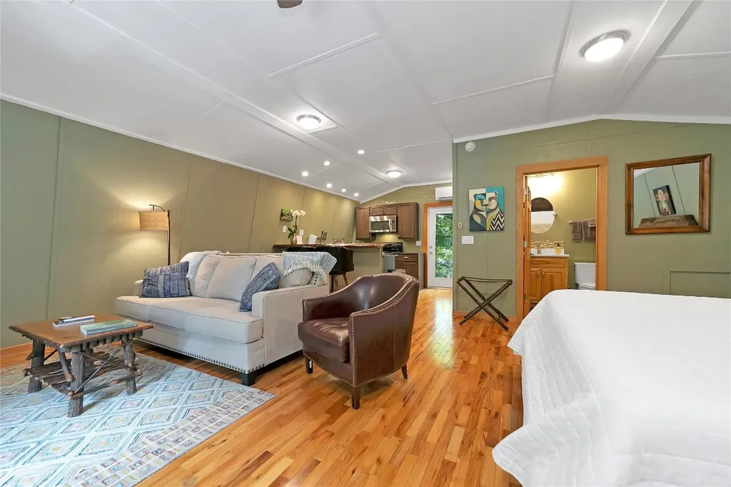 35 Oak Street Brevard NC 28712