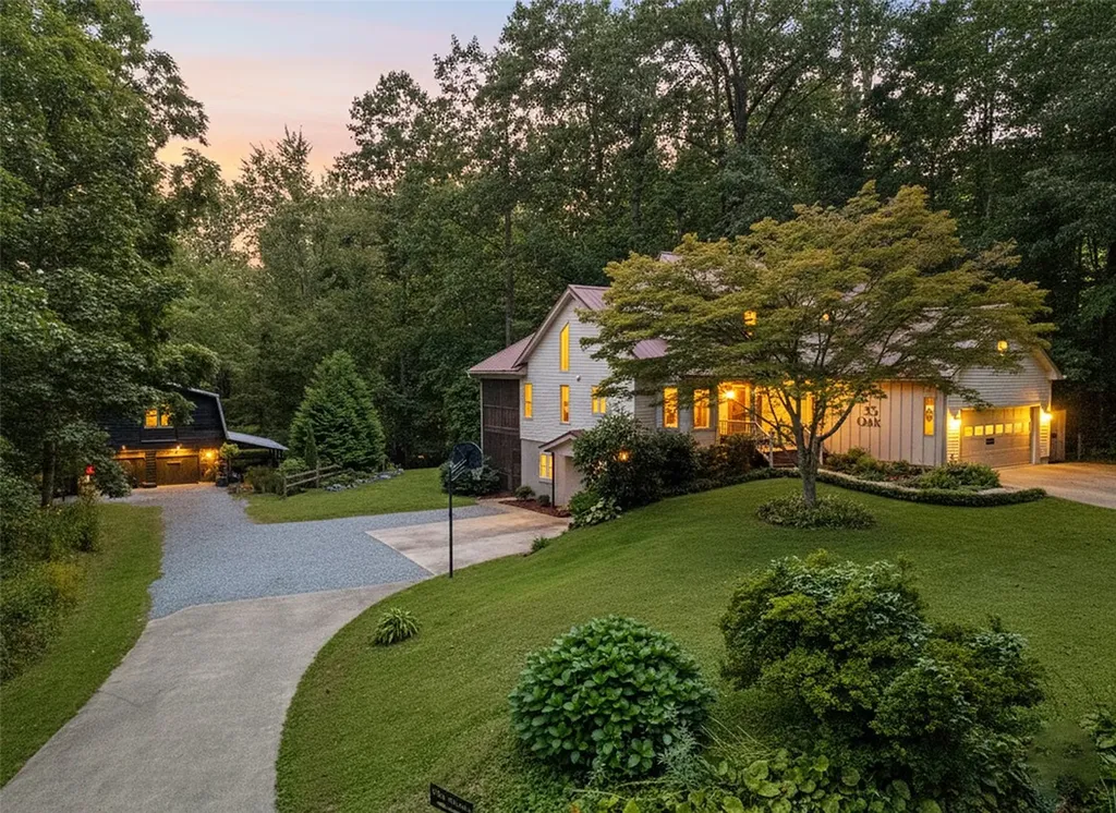 35 Oak Street Brevard NC 28712