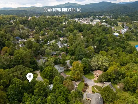 35 Oak Street Brevard NC 28712