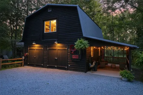 35 Oak Street Brevard NC 28712