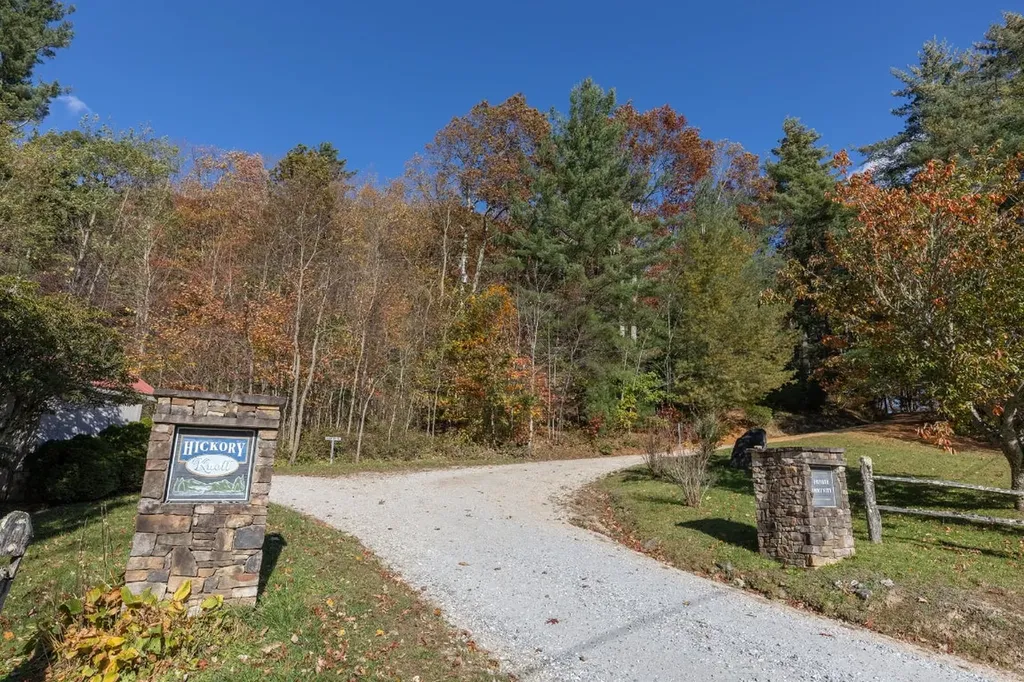 Lt 11 Come Along Way Cullowhee NC 28723