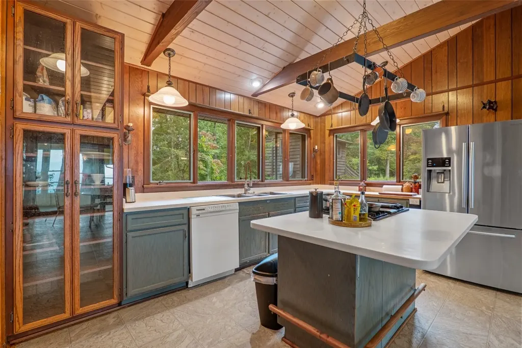 243 Ridgeline Drive Brevard NC 28712