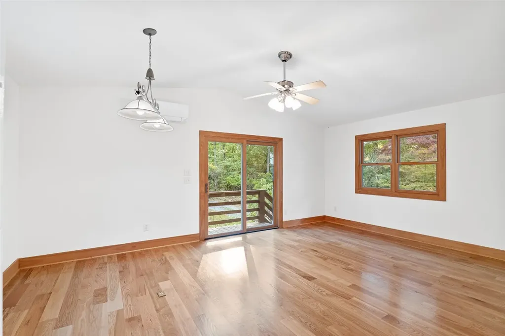 243 Ridgeline Drive Brevard NC 28712