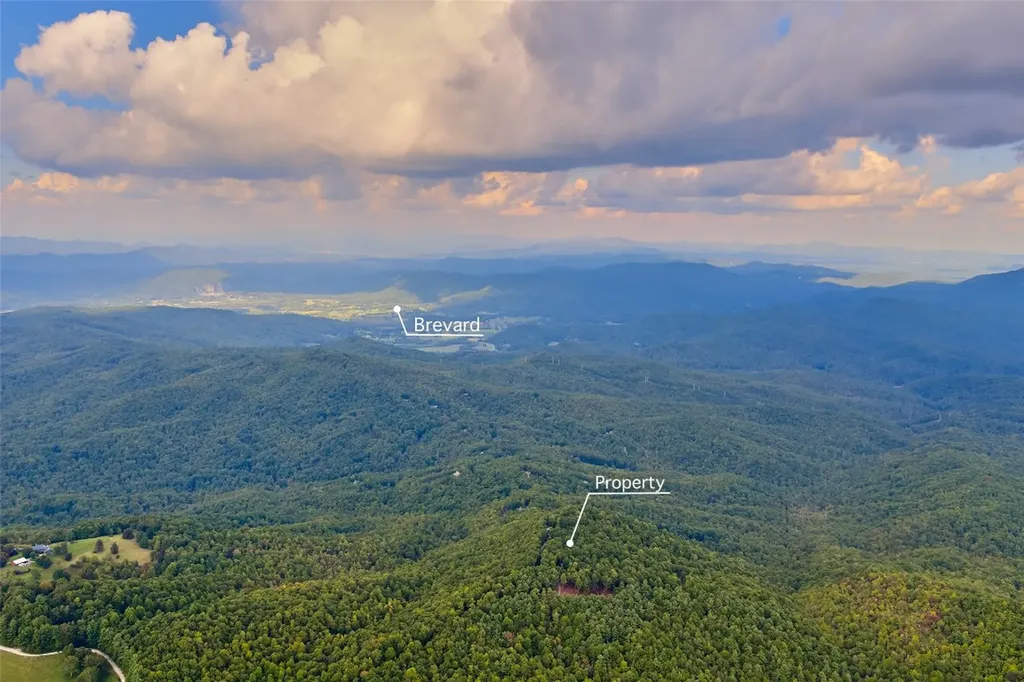 243 Ridgeline Drive Brevard NC 28712