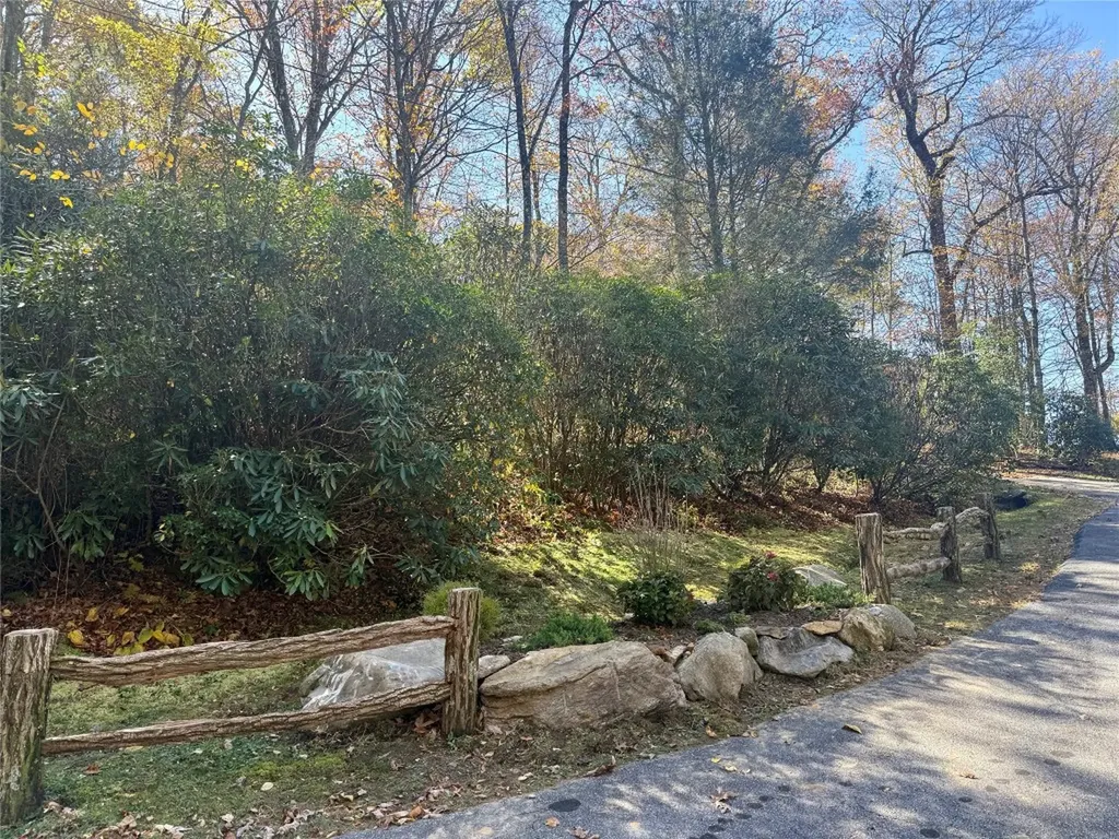 0 Stone Cliffs Lane Cashiers NC 28717