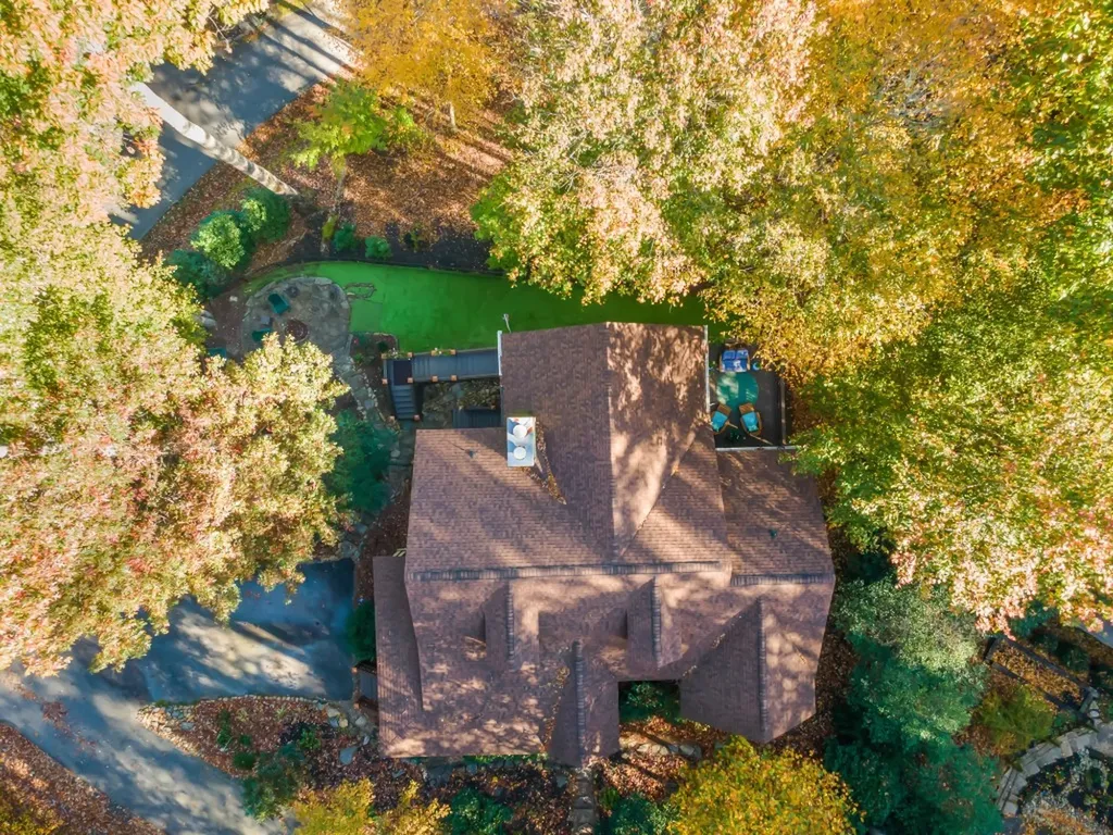 325 Hedgewood Drive Tuckasegee NC 28783