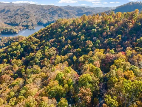 325 Hedgewood Drive Tuckasegee NC 28783