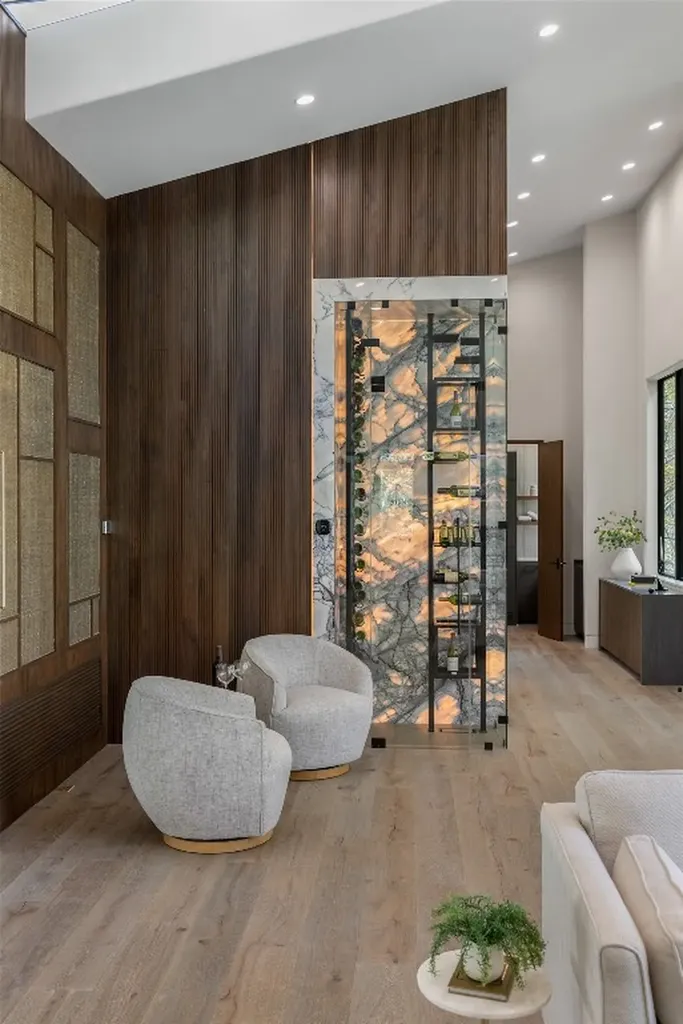 1616 N 4th Street Highlands NC 28741