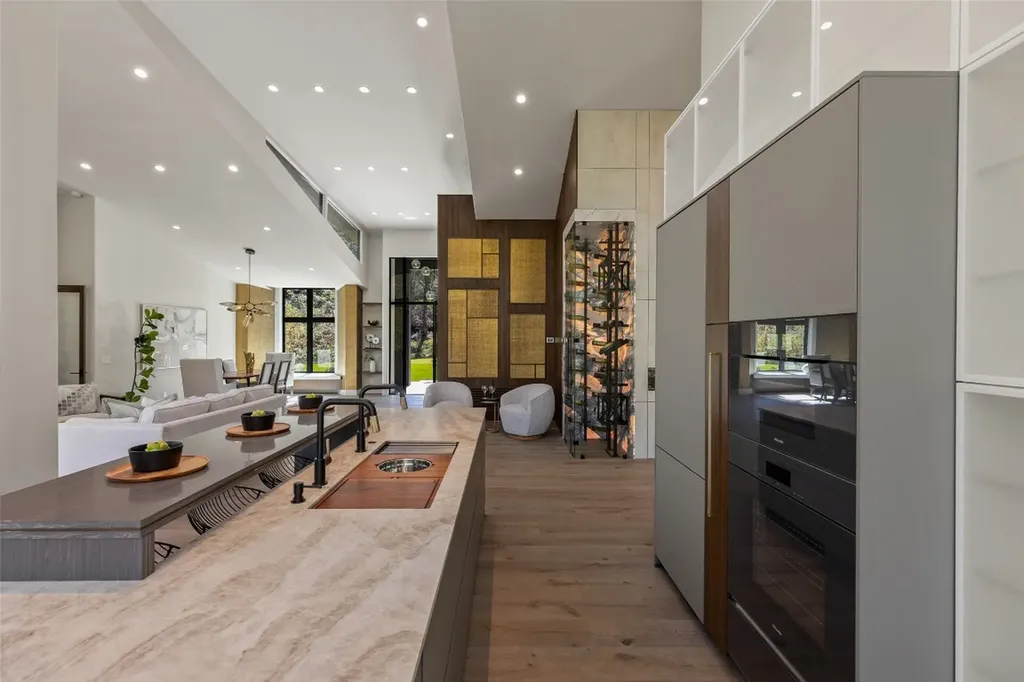 1616 N 4th Street Highlands NC 28741