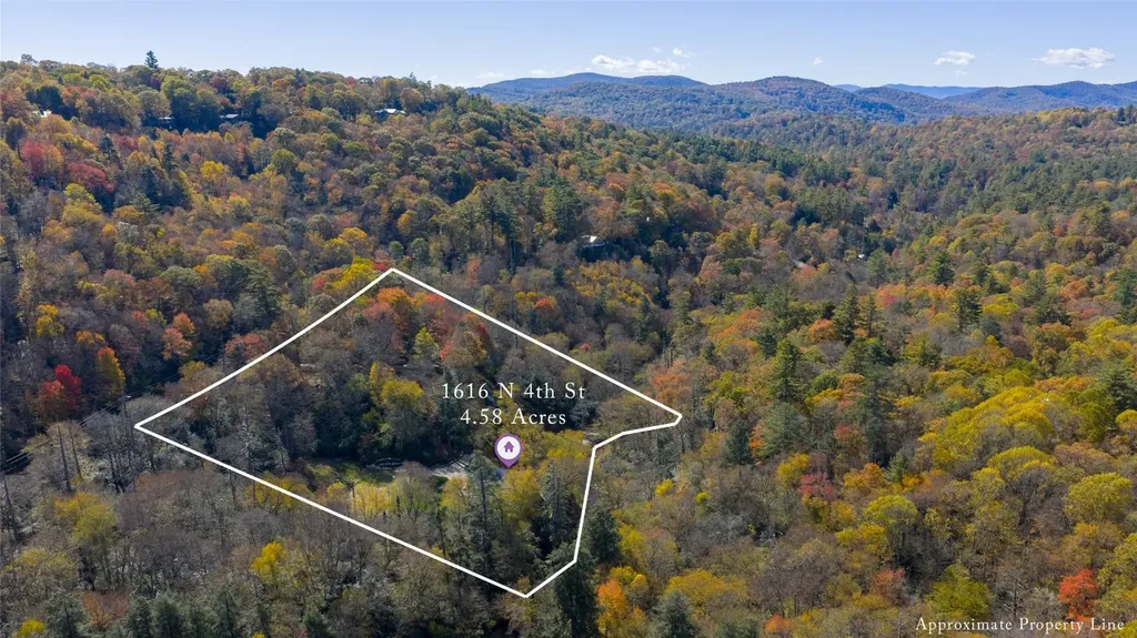 1616 N 4th Street Highlands NC 28741