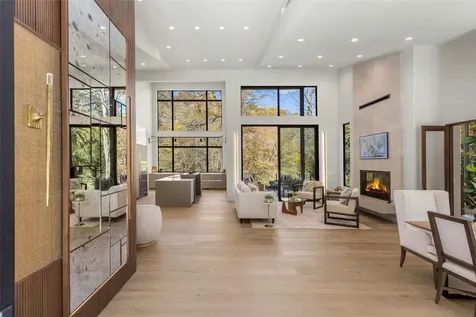 1616 N 4th Street Highlands NC 28741