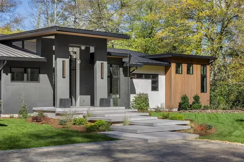 1616 N 4th Street Highlands NC 28741