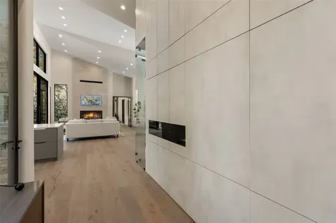 1616 N 4th Street Highlands NC 28741